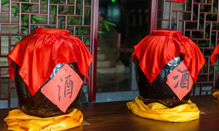 為何自釀酒就是沒有酒廠釀出來的酒澄清？